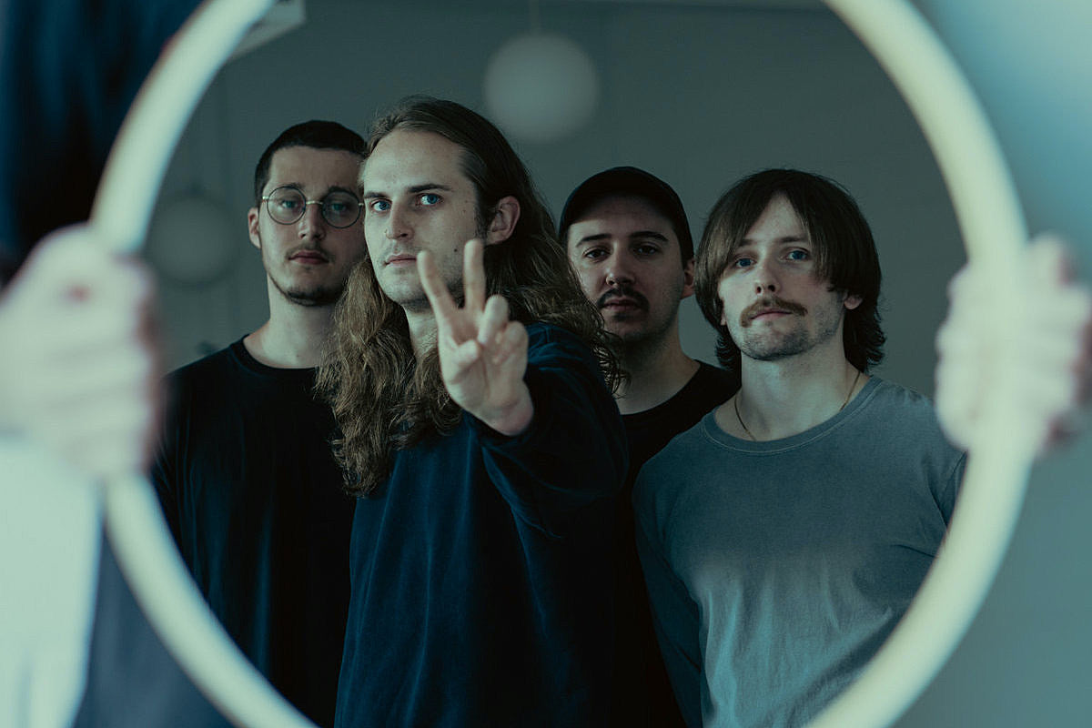 Watch Ohio hardcore band En Love’s new live session