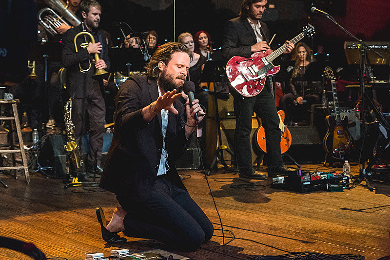 Father John Misty on tour, taped an ep. of ‘Austin City Limits’ (pics, setlist)