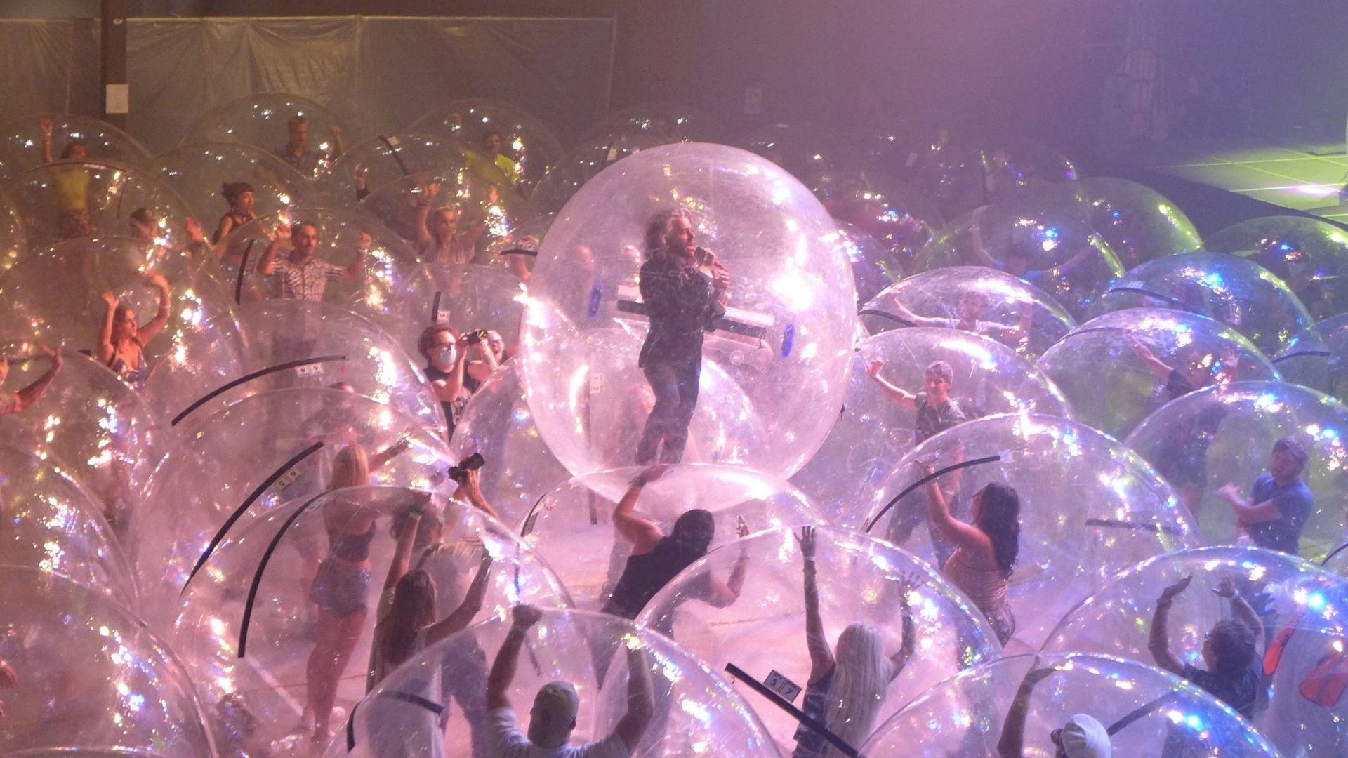 Flaming Lips’ Wayne Coyne launches cannabis brand, announces 4/20 space bubble show