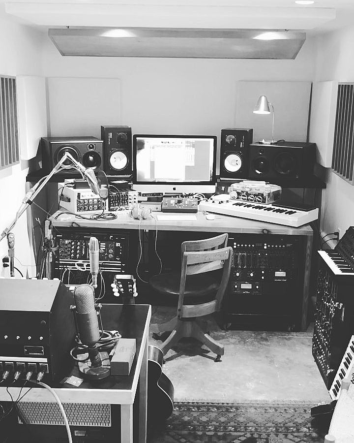 Robin Pecknold teases Fleet Foxes LP4, begins recording (watch videos)