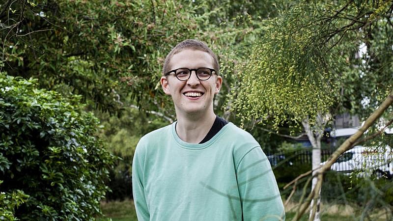 Floating Points playing live shows around Coachella