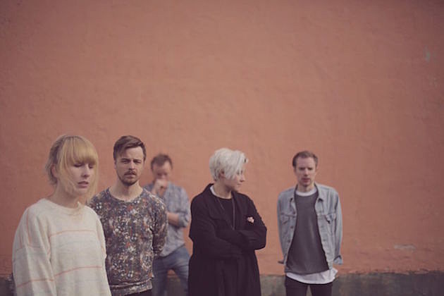 Sweden’s Francis ready new LP (listen to “Turning a Hand”)