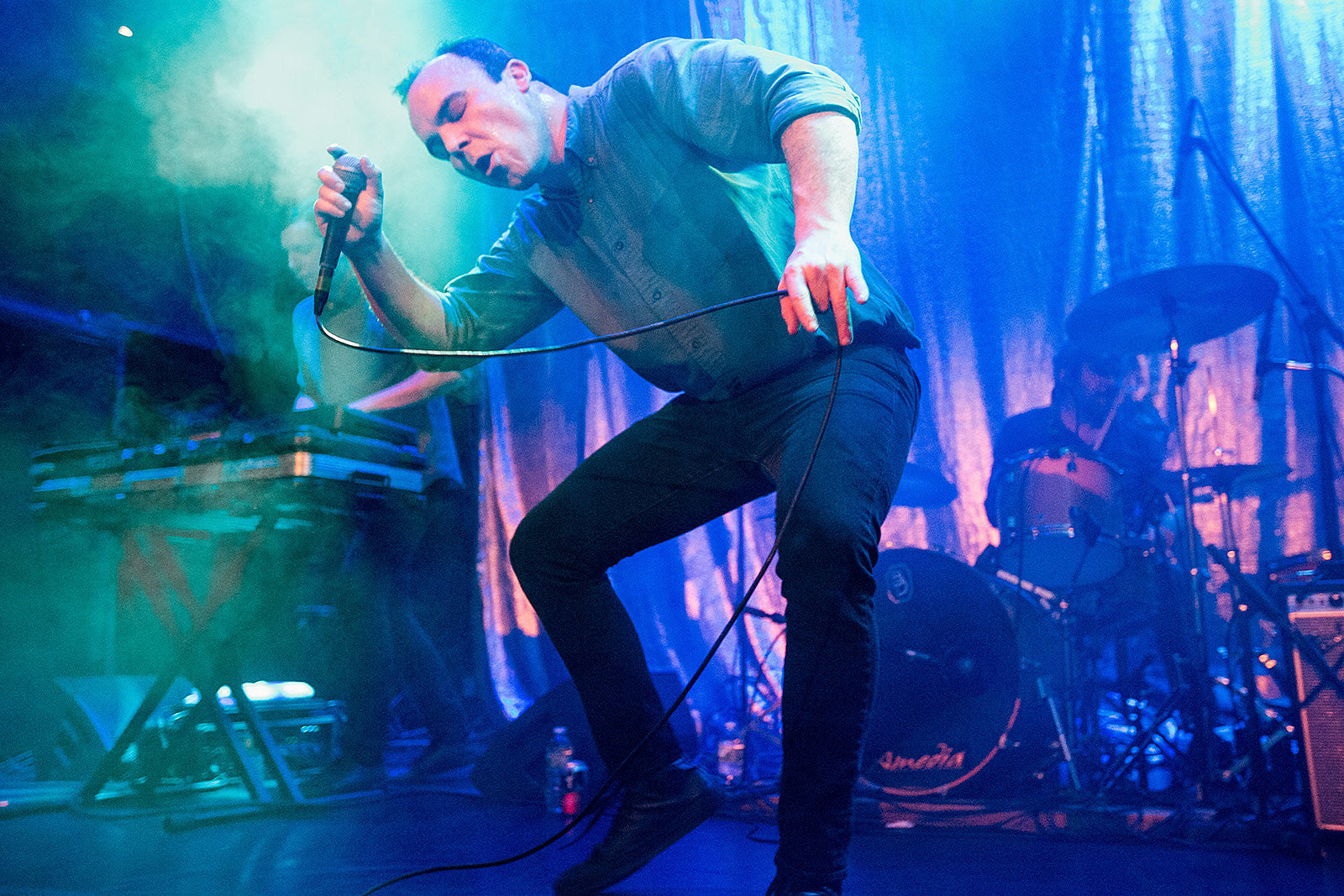 Future Islands played Valentine’s Day @ Bowery Ballroom w/ Zack Mexico (pics, video, setlist, review)