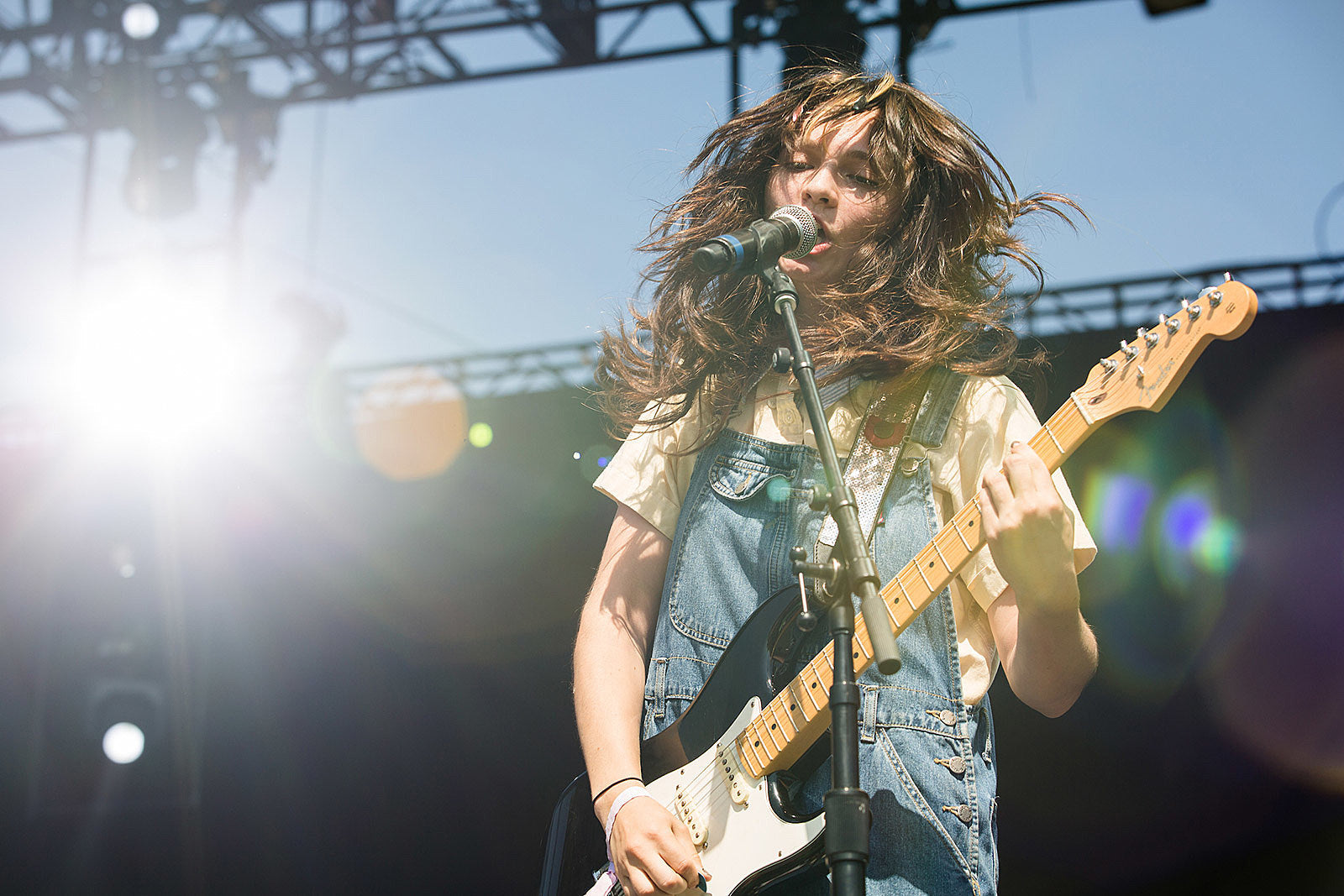 Cherry Glazerr touring with Slowdive ++ other dates