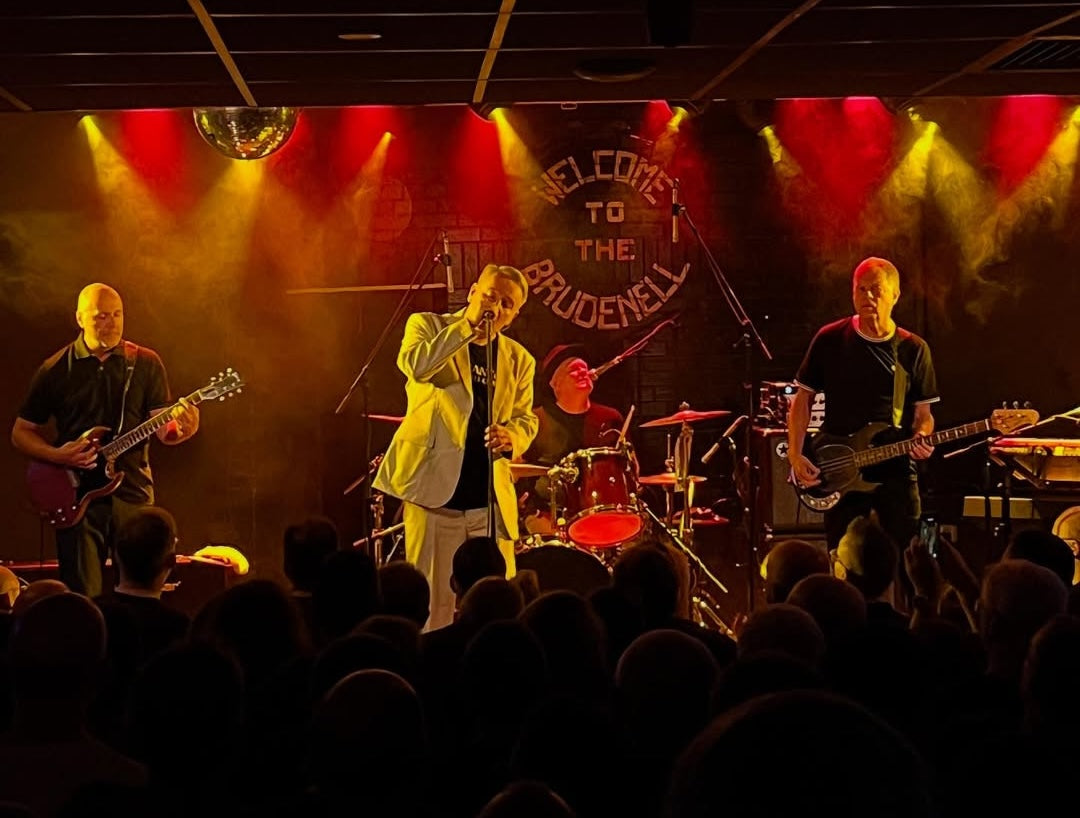 Watch Britpop vets Gene play their first show in 21 years (setlist, video)
