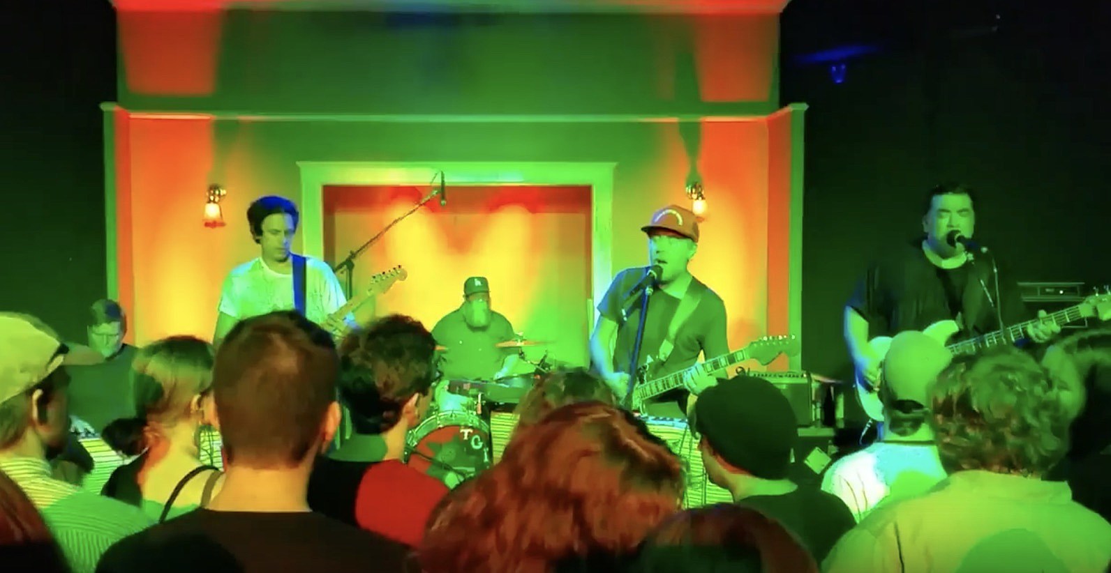 Grandaddy played new song “Way We Won’t” at 1st live show in 4 years (video, setlist)