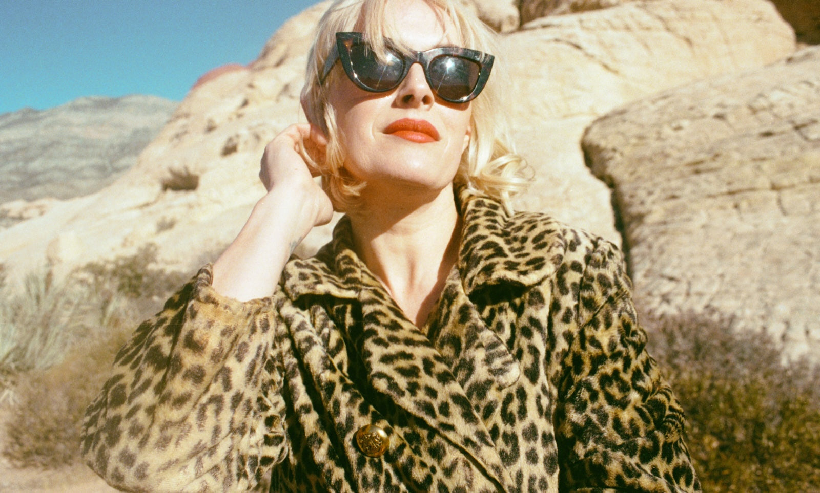 Gwenno announces new album, shares “Dancing On Volcanoes”