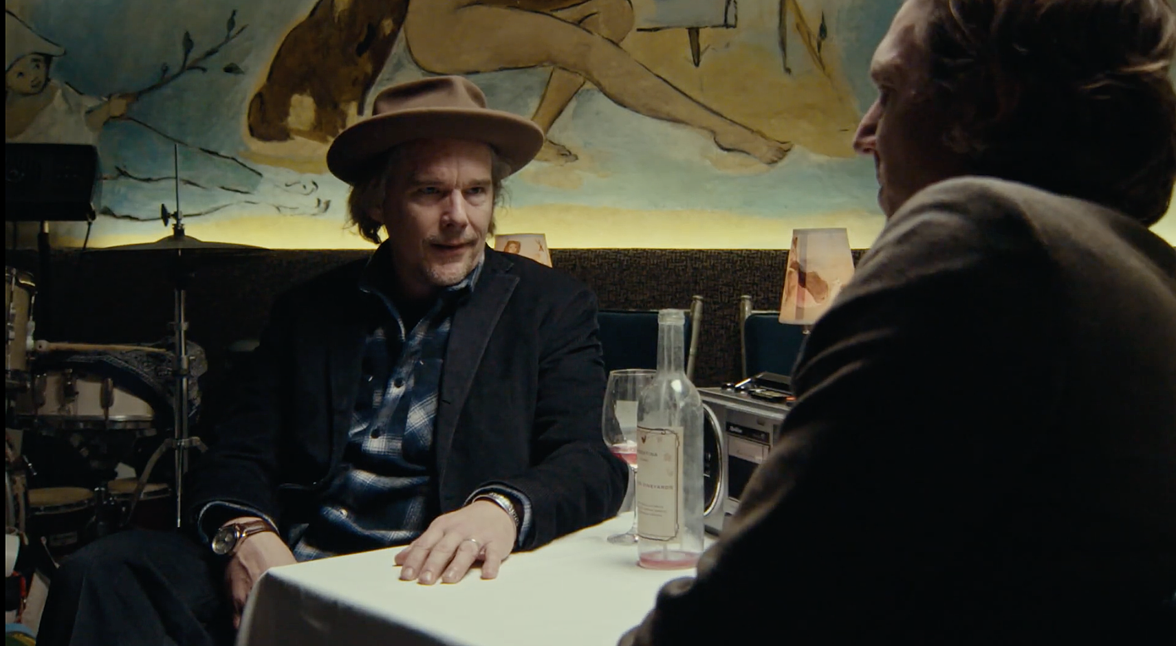 Hamilton Leithauser plays Ethan Hawke one of his new songs with surprising results in new video