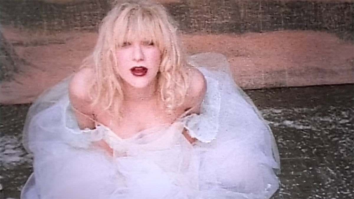 Courtney Love talks “Violet” as handwritten lyrics go up for auction: “it’s not just about Billy Corgan”