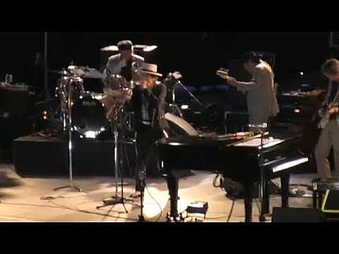 Bob Dylan and Mavis Staples played Forest Hills Stadium (videos, setlists)