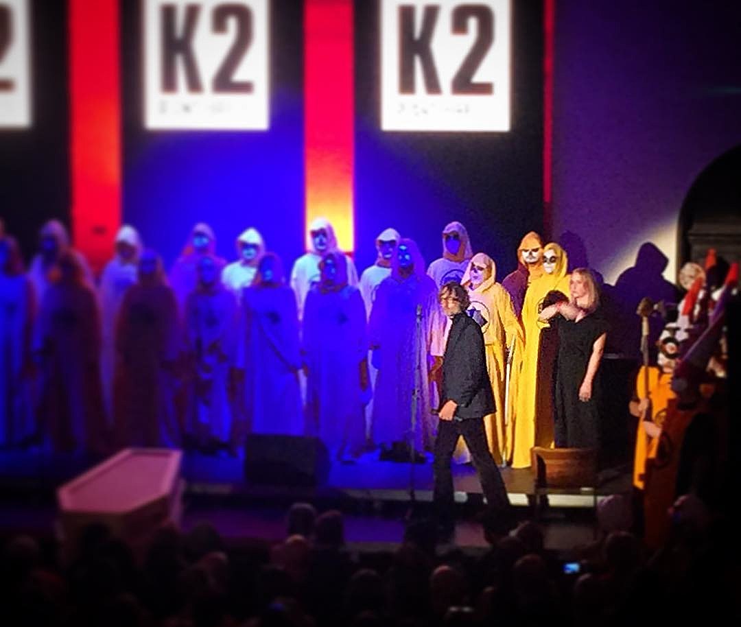 watch Jarvis Cocker perform “Justified & Ancient” at The KLF’s three-day Liverpool festival