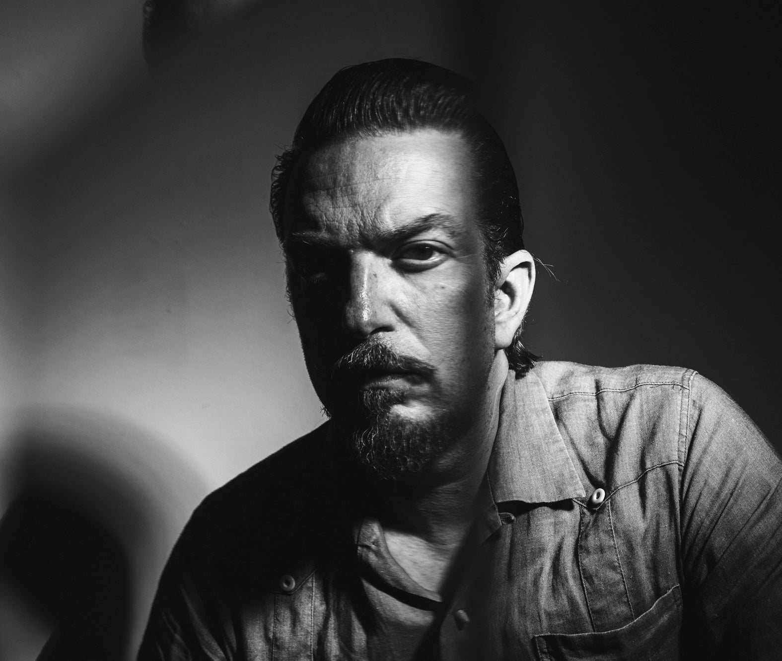 Listen to JD McPherson’s dark and twangy “Don’t Travel Through The Night Alone” from upcoming LP