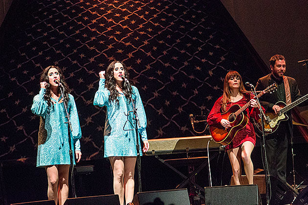 Jenny Lewis & the Watson Twins and M Ward played their first of two Beacon Theater shows (pics & setlist)