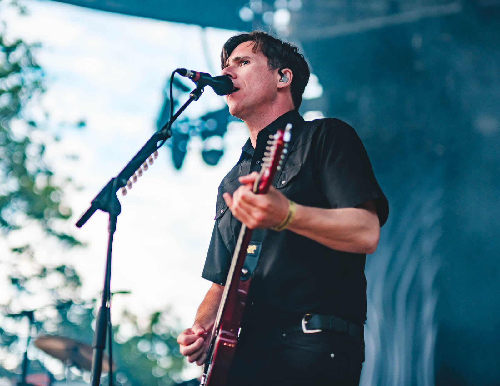 Jimmy Eat World selling gear from the Pop Disaster Tour, signed posters & more