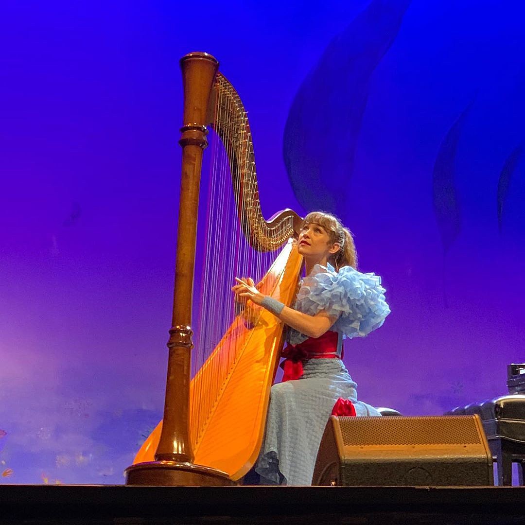Joanna Newsom began 7-night NYC solo harp/piano run (videos, setlist)