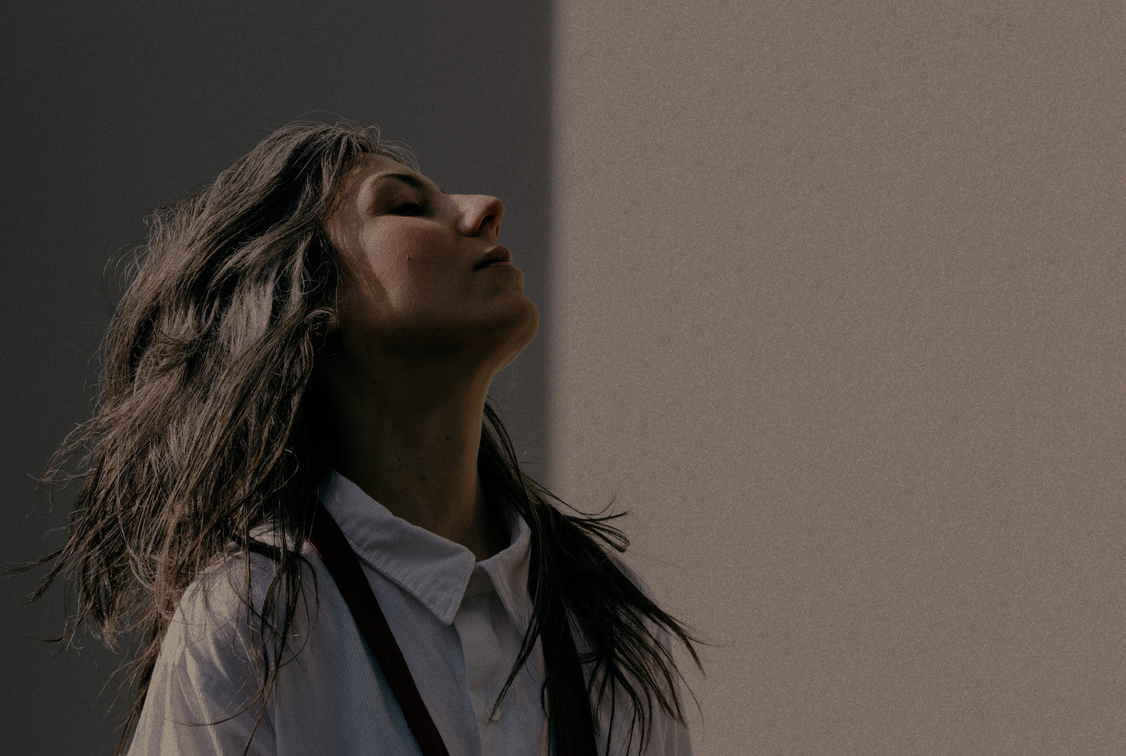 Julia Holter releases new song, “Sun Girl”