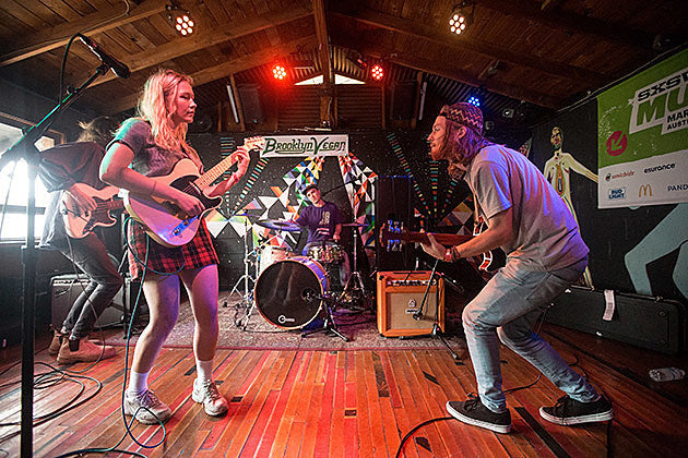 Julia Jacklin touring with Marlon Williams