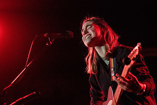 Julien Baker played Mercury Lounge with Eskimeaux, covered Elliott Smith (pics, video)