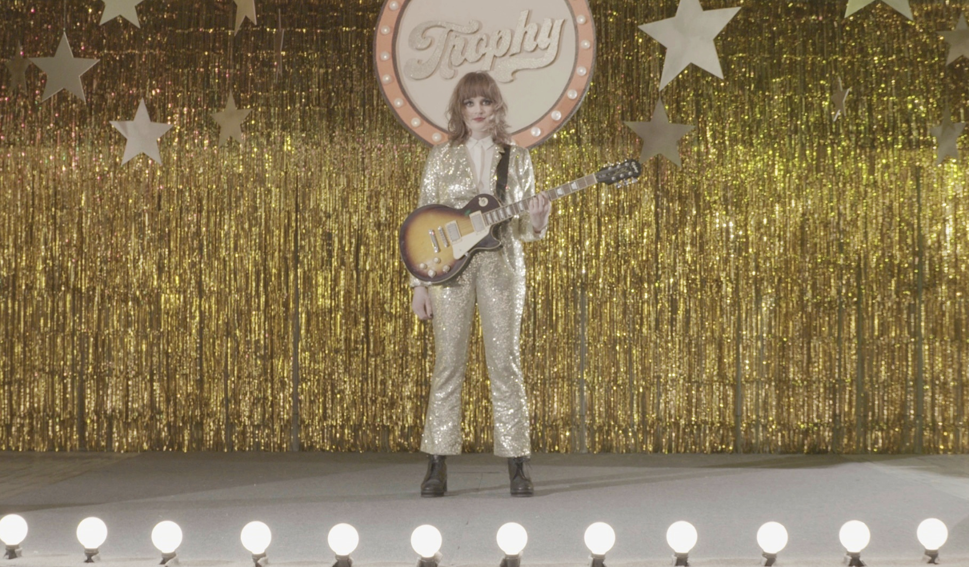 watch Kate Davis’ new video for ‘Trophy’ title track, see her live this fall