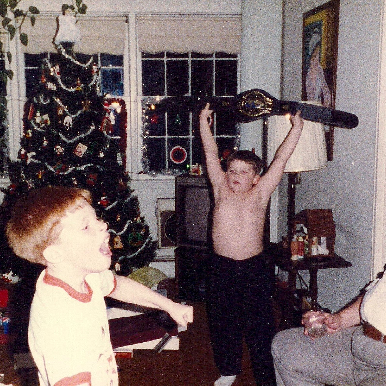 Kevin Devine shares “No History”