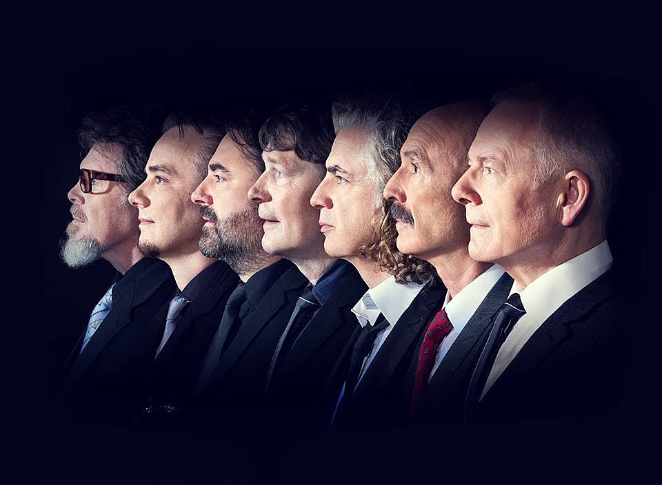 King Crimson touring, releasing ‘Heroes’ EP