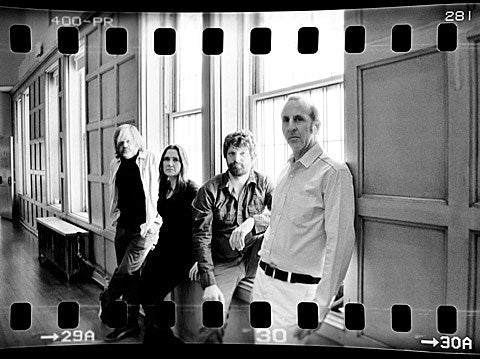 Kinski share “Flight Risk” from new album ‘7 (or 8)’