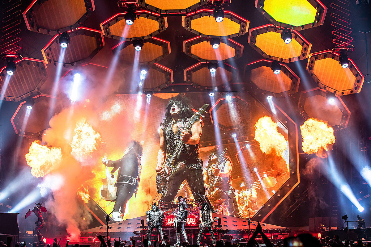 KISS reschedule farewell tour for 2021 (new dates)