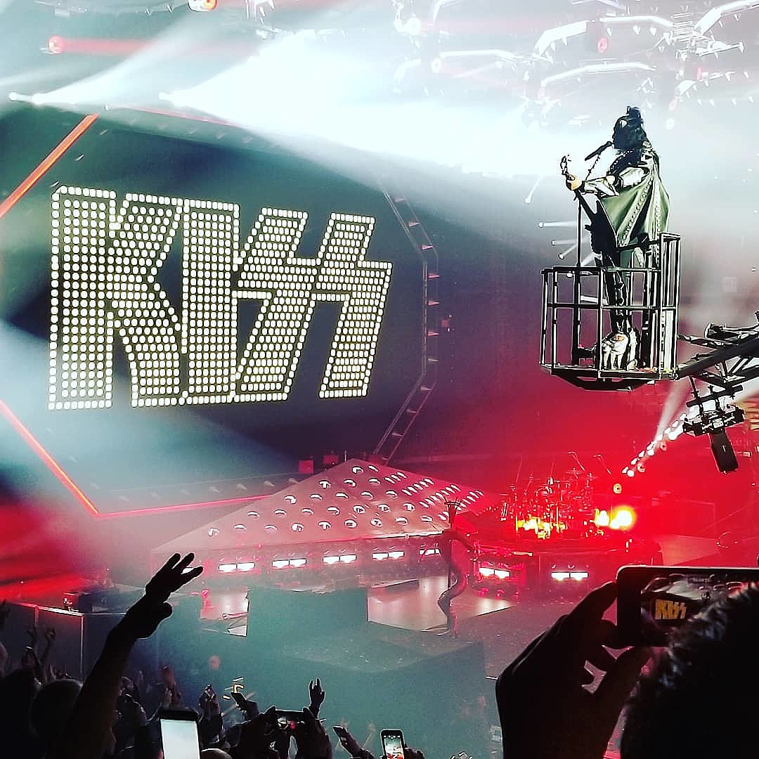 KISS’ farewell tour kicked off in Vancouver (setlist, pics, video)