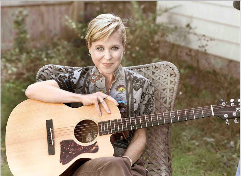 Kristin Hersh announces new album, shares “Dark Eyed Junco”