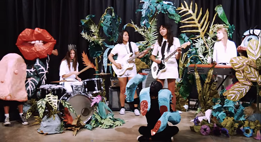La Luz released ‘Floating Figures,’ kick off tour tonight (watch “Mean Dream” video)