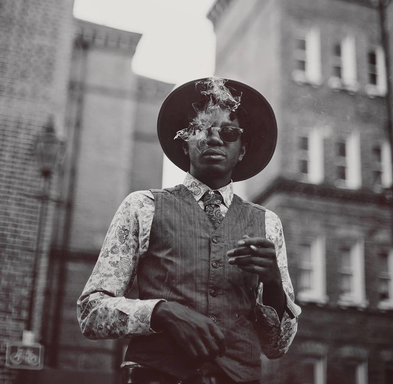 UK singer-songwriter L.A. Salami released ‘Dancing with Bad Grammar’ – watch the video for “Day to Day (6 Days a Week)”