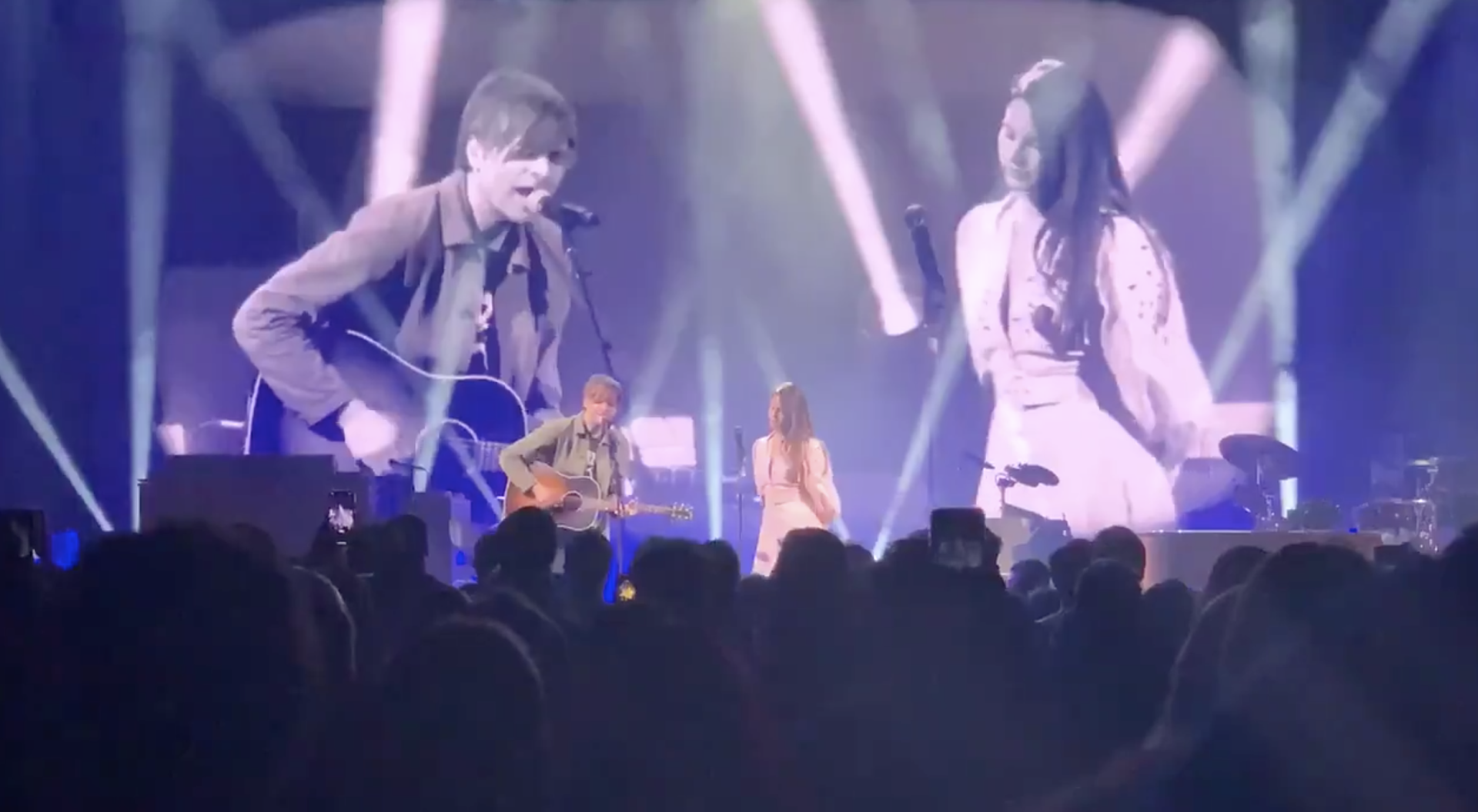 watch Lana Del Rey bring out Ben Gibbard & Julia Jacklin in Denver