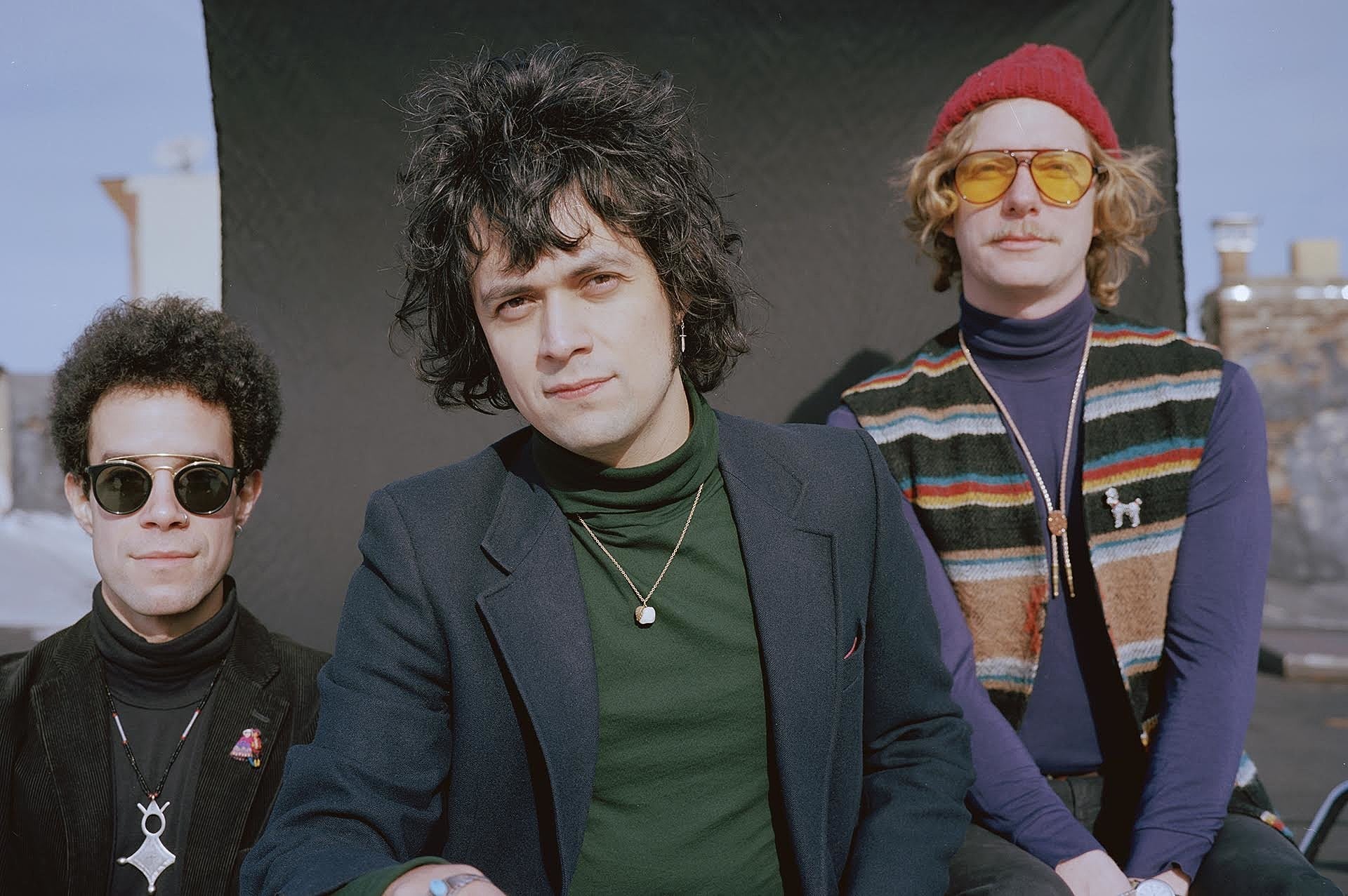 Las Rosas announce debut album, release “Boys” video, touring