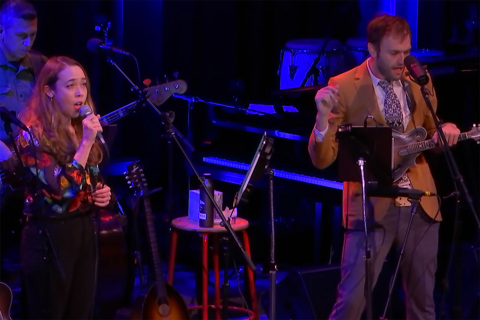 watch Sarah Jarosz cover Billie Eilish on ‘Live From Here’ w/ Chris Thile