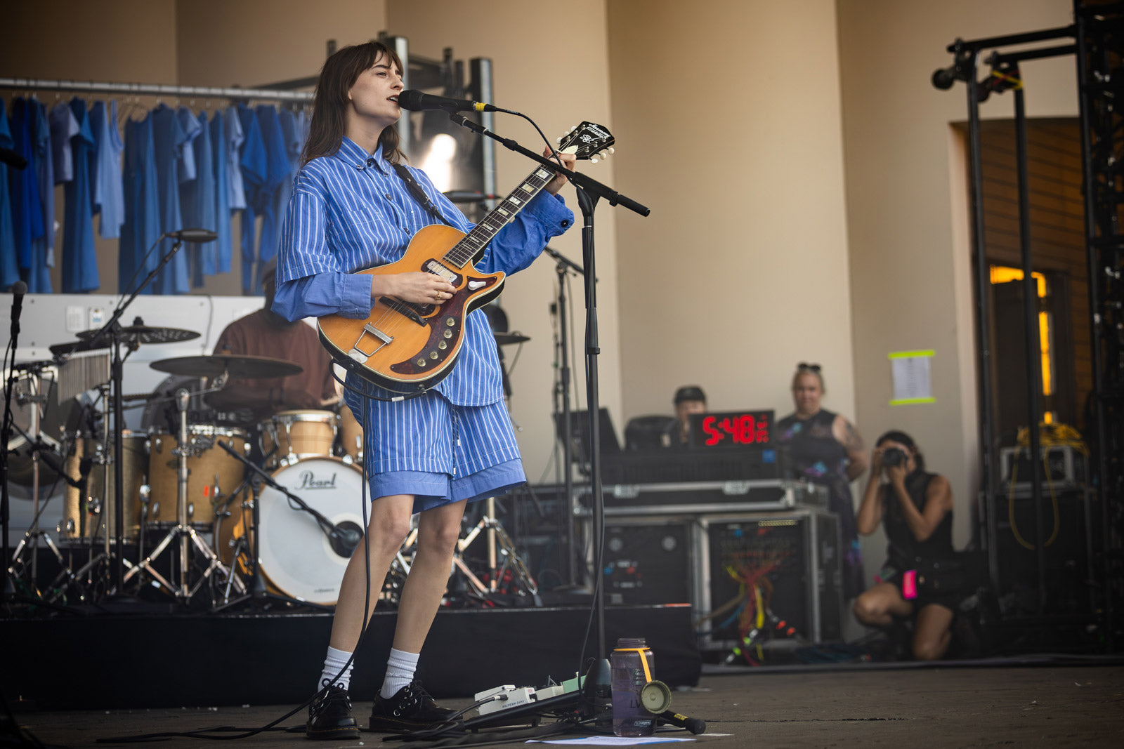 Faye Webster announces 2025 tour (Radio City Music Hall included)