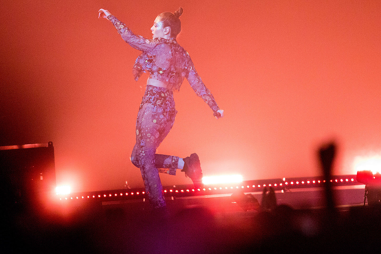 Lorde achieved transcendence at Prudential Center (pics, video, review)
