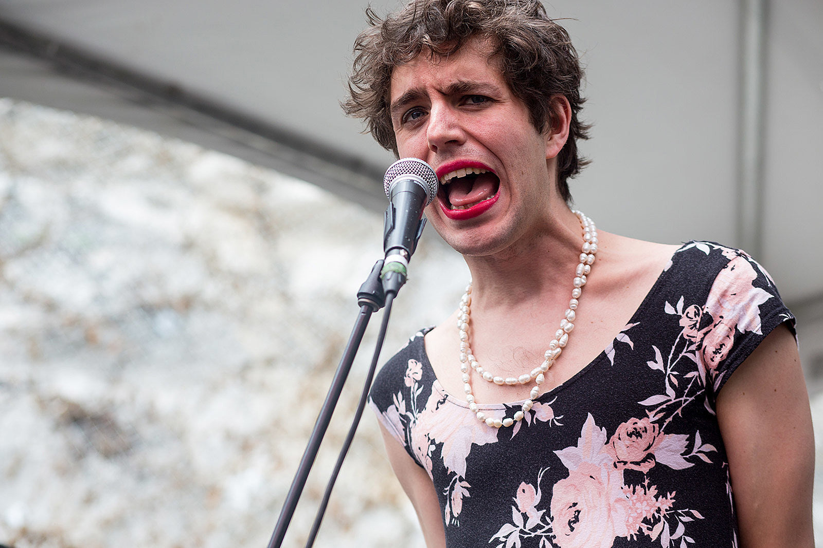 Ezra Furman cancels MA show after venue owner accused of sexual assault & harassment