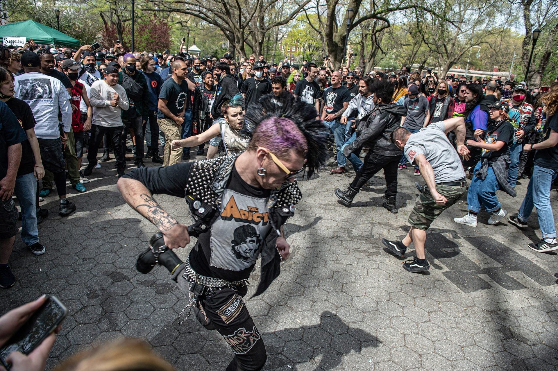 Pics/videos: Madball, Murphy’s Law, Bloodclot & more played to thousands in Tompkins Square Park
