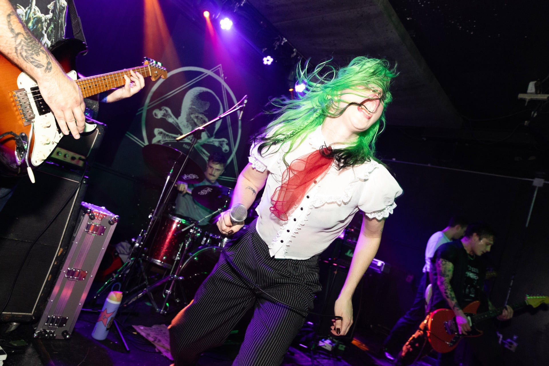 Scowl add free NYC show at Night Club 101 before Indieplaza fest