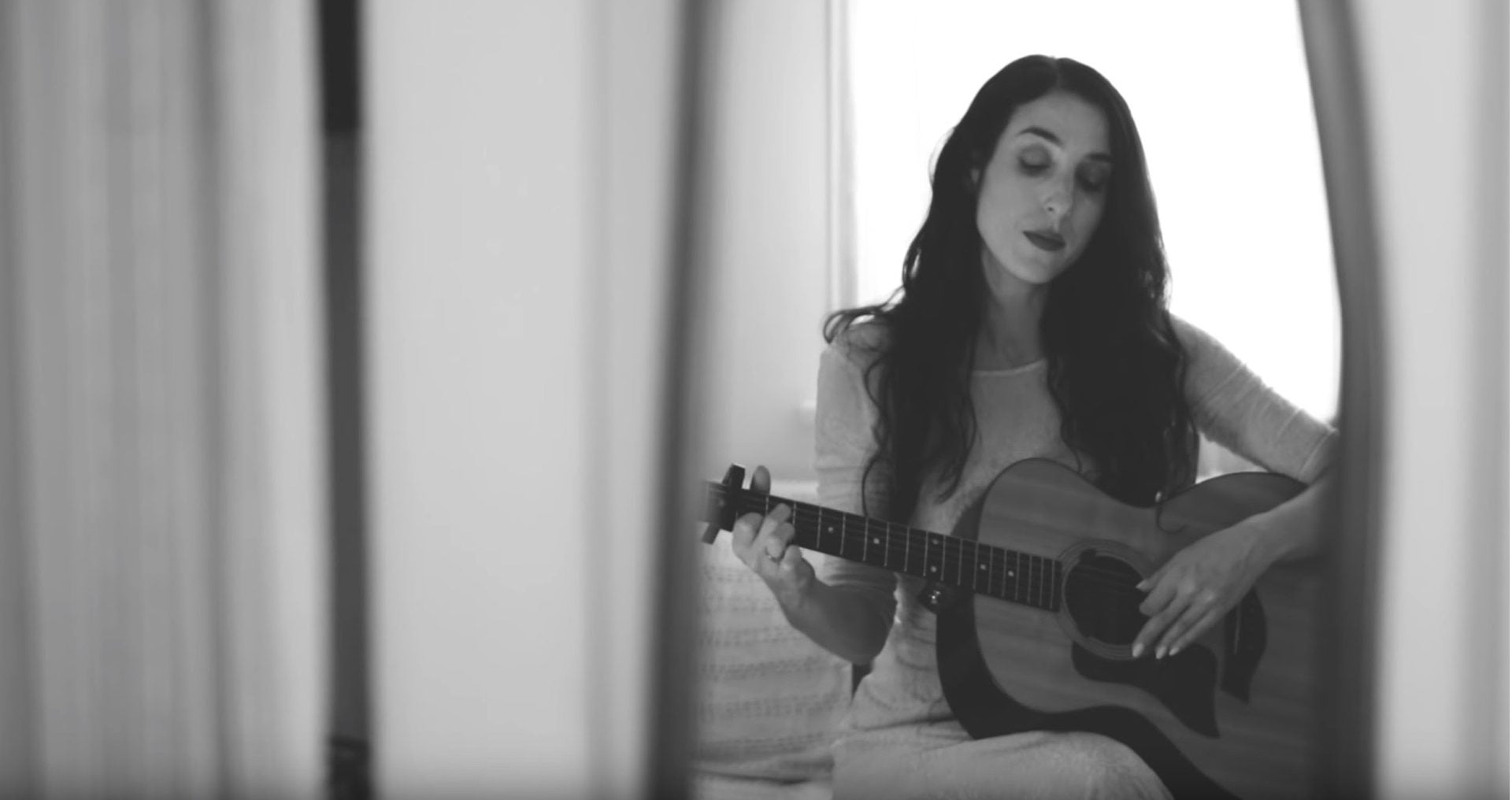 Marissa Nadler shares “For My Crimes” live acoustic video, announces tour