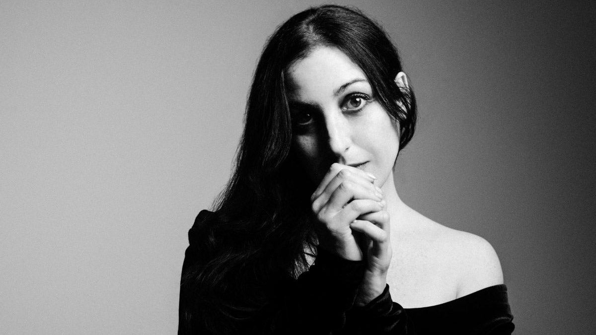 Marissa Nadler shares “Light Years,” announces 2026 tour