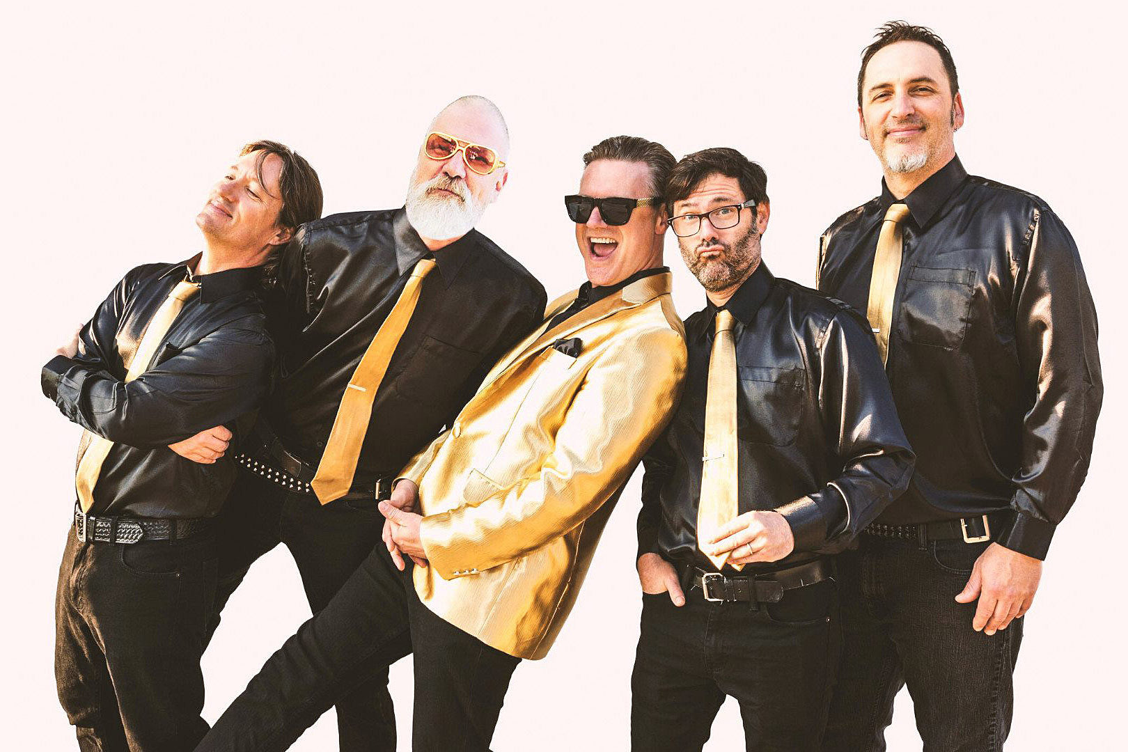 Me First & the Gimme Gimmes doing holiday livestream ft. Shannon Shaw & Karina Denike