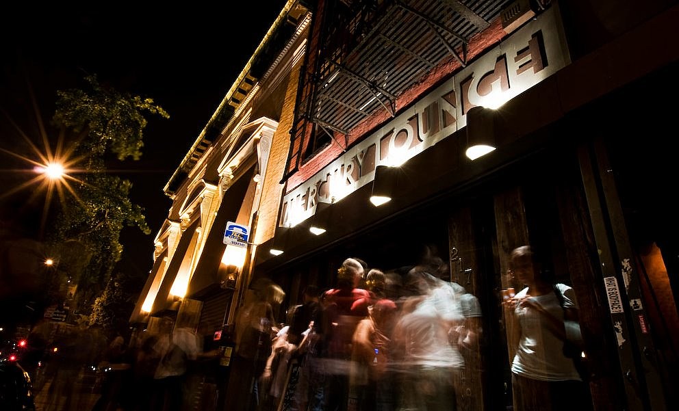 Ambulance LTD, Vapors of Morphine & more playing shows for Mercury Lounge’s 25th anniversary