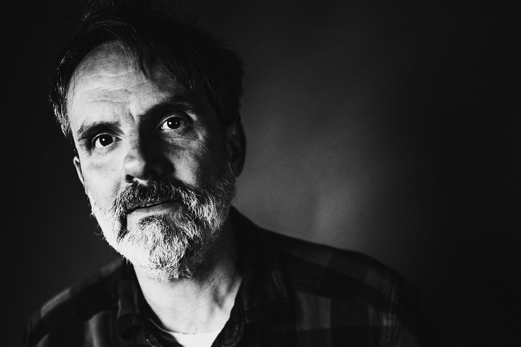 Mike Viola (“That Thing You Do”) preps new LP – stream a track