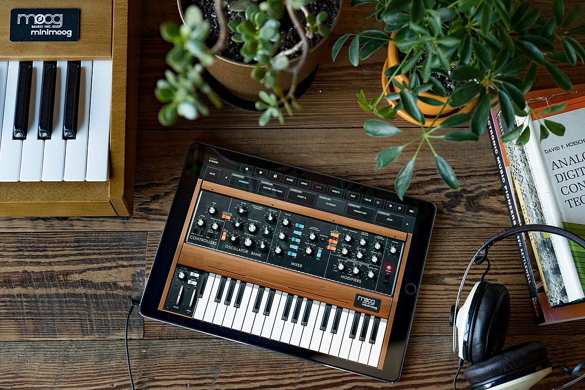Moog & Korg make synth apps free during these times of social distancing & self-quarantine