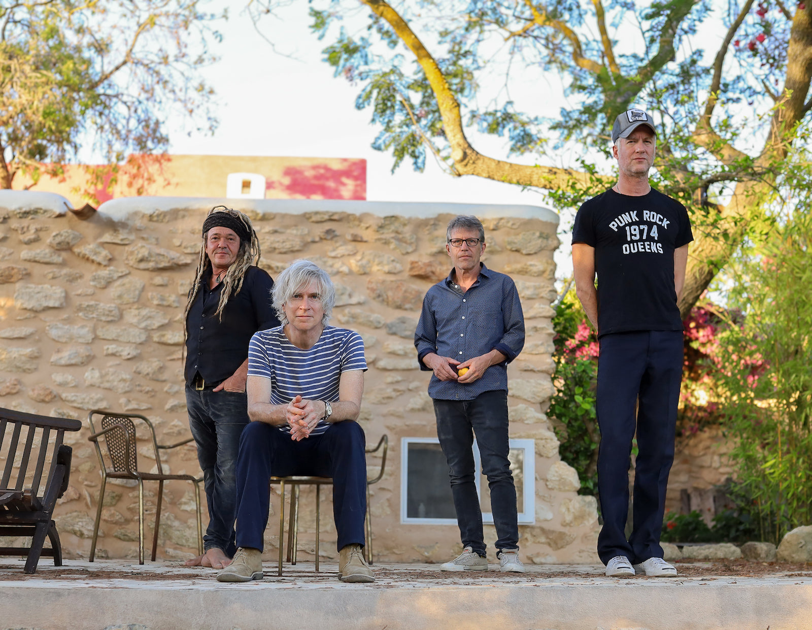 Nada Surf announce new album & tour with Office Dog, share “In Front of Me Now”