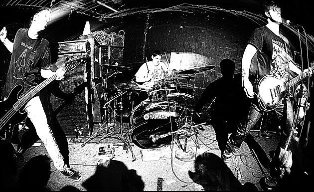 Nails announce tour dates with Full of Hell & more, hate Record Store Day