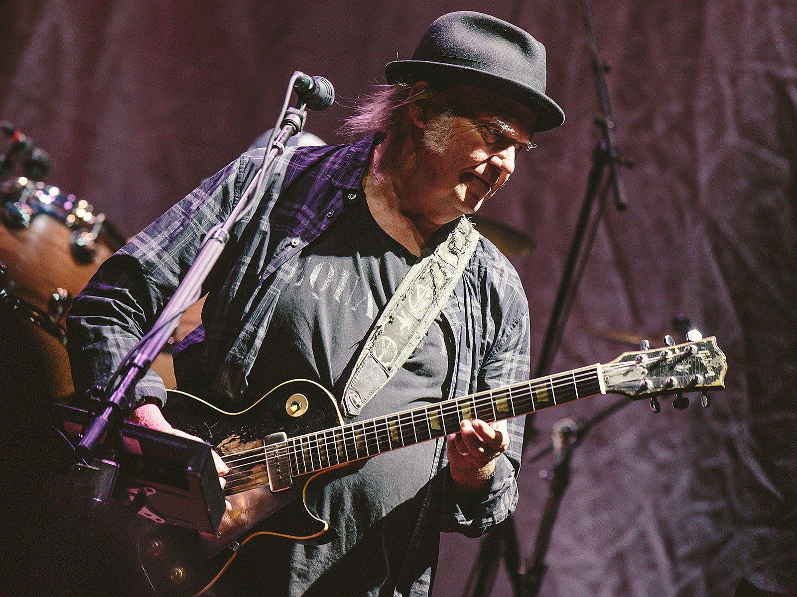Neil Young working on another lost album, ‘Summer Songs’ from 1987