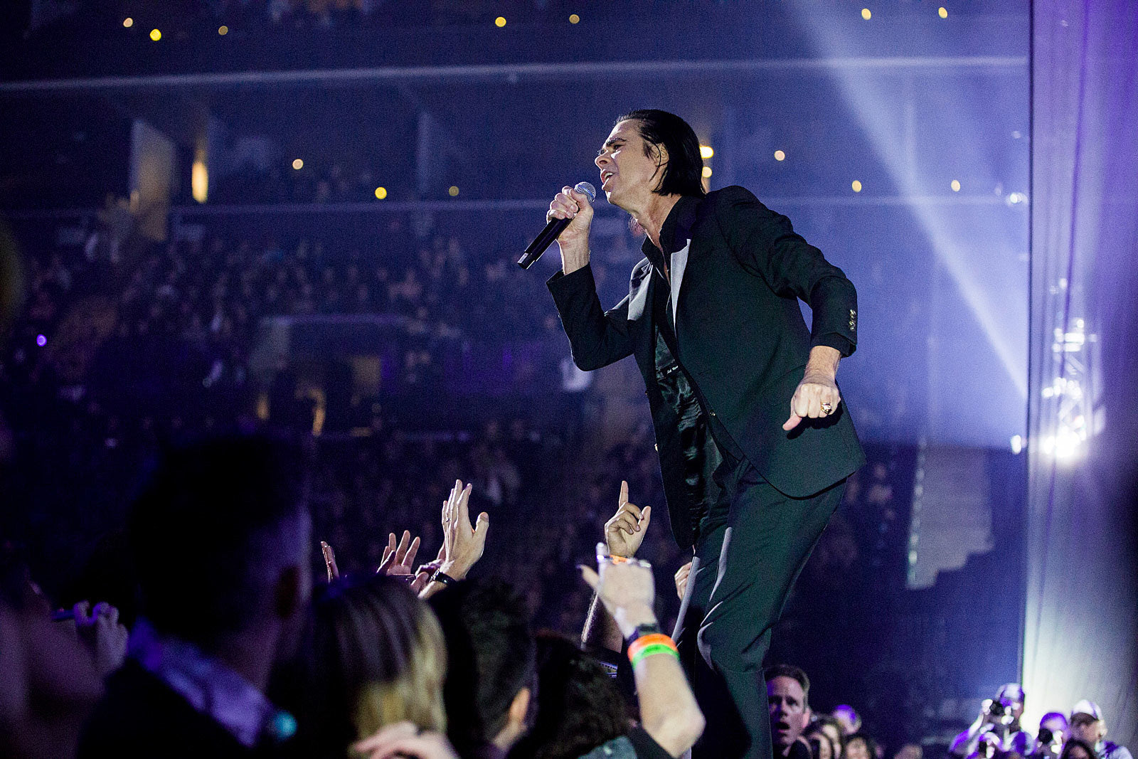 Nick Cave & The Bad Seeds played a Brooklyn arena! (pics, review, setlist)