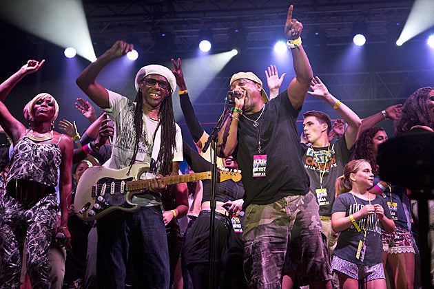 Nile Rodgers’ FOLD Fest happened (pics from day 2 w/ Duran Duran, Janelle Monae, Chuck D, Chaka Khan, Chic & more)